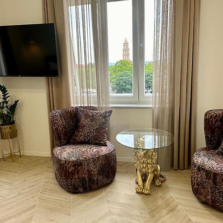 Mariani Luxury Rooms In Center Split Exterior photo