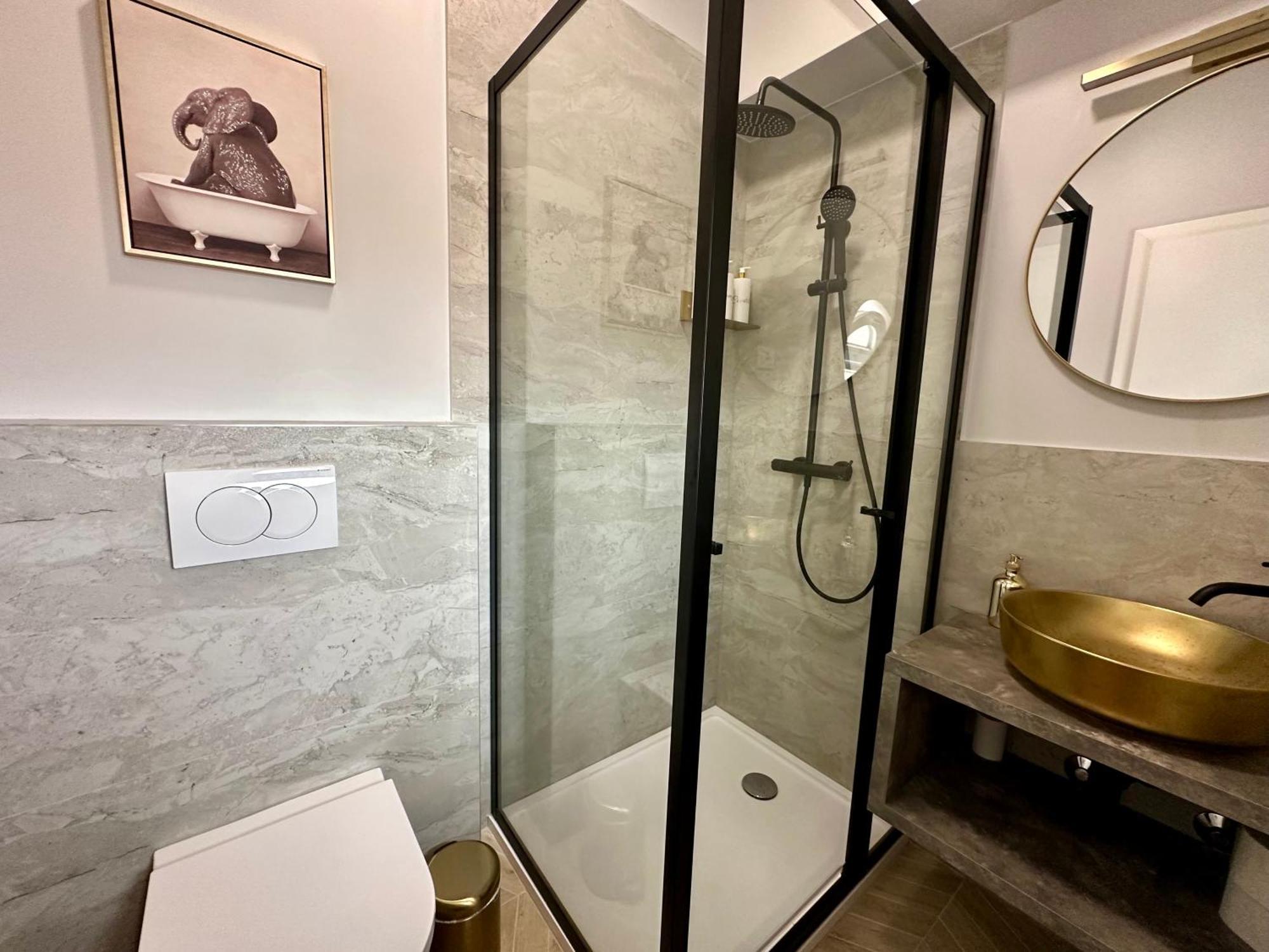 Mariani Luxury Rooms In Center Split Exterior photo